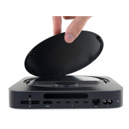 Mac mini Late 2018 Замена нижней крышки